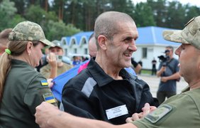Україна повертає своїх