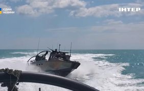 Загнали флот рф у порт: як лицарі моря нищать ворога з води й берега