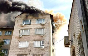 По Запоріжжю вдарили шість "шахедів": 10 поранених, палає університет