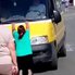 Шокуючі кадри: жінка померла після спроби зупинити автобус із мобілізованим сином