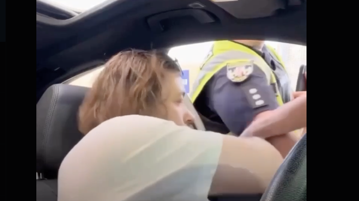 Скриншот відео