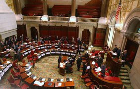 Сенатори США представили законопроєкт про пакет допомоги Україні