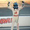 Лідер гоночної серії NASCAR зламав ключицю під час святкування перемоги