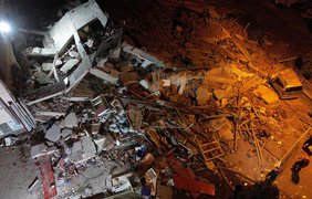 Потужний землетрус сколихнув Туреччину: зруйновано мечеть і житлові будинки