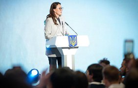 Учні, які складуть НМТ на 185+ балів, отримають президентську стипендію — Свириденко