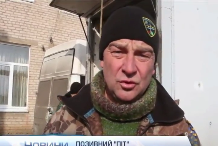 Військові з Росії  обстрілюють мирних жителів з танків