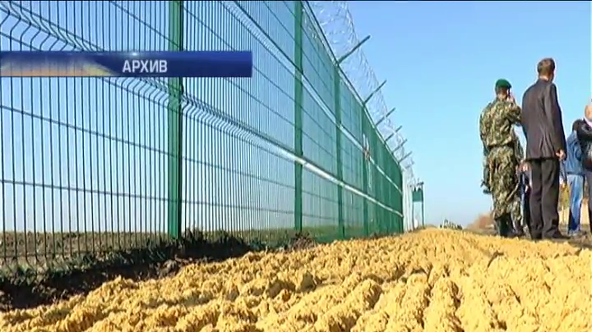 Правительство собирается строить стену на российской границе
