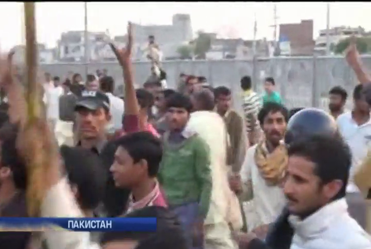 У Пакистані тисячі християн протестують проти терактів