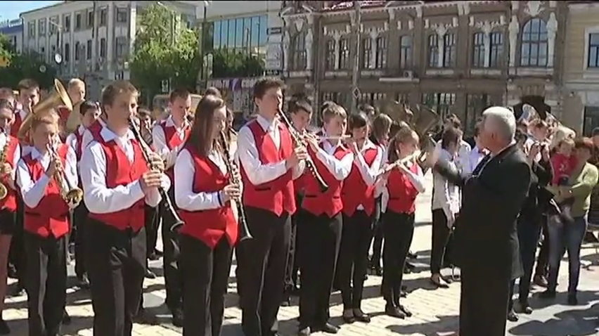 У Кіровограді пройшов парад духових оркестрів