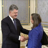Порошенко обговорив ситуацію на Донбасі із Вікторією Нуланд
