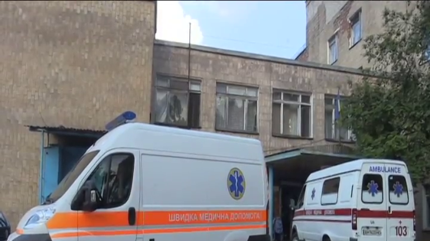 Із Мар"їнки почали термінову евакуацію людей