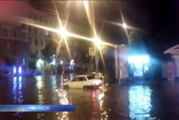 Повінь у Липецьку перетворила місто на водойму