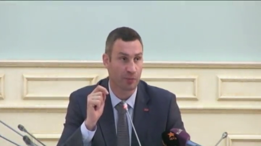 Архитектора Киева обвинили в крышевании рекламы