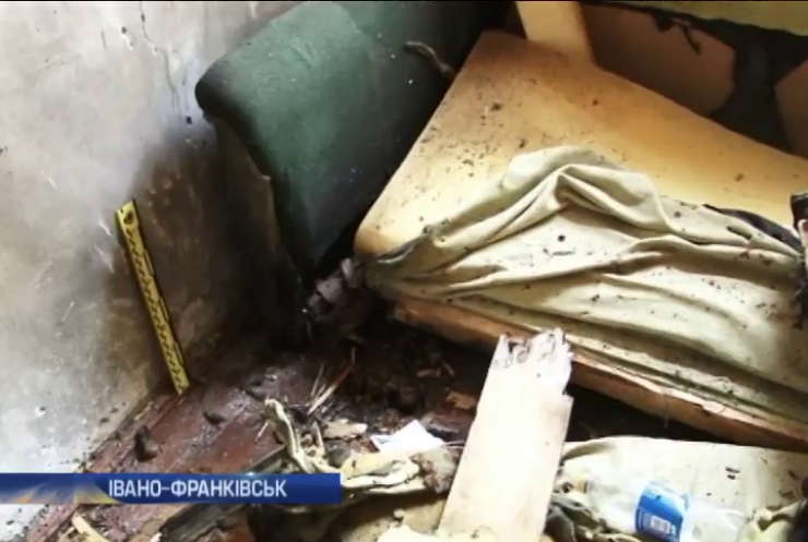 В Івано-Франківську колишній в’язень підірвав квартиру гранатою