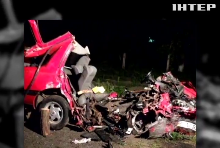 На Полтавщині двоє людей загинули в аварії
