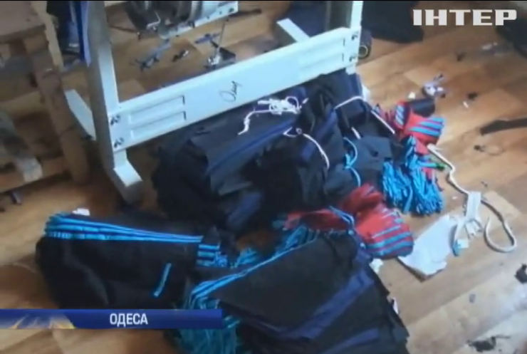 В Одесі викрили 5 швейних майстерень з нелегалами 