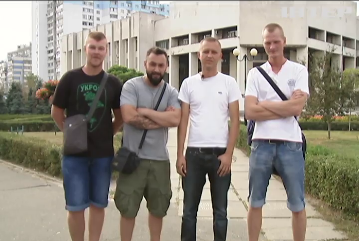 Ветераны АТО грозят отбирать квартиры депутатов