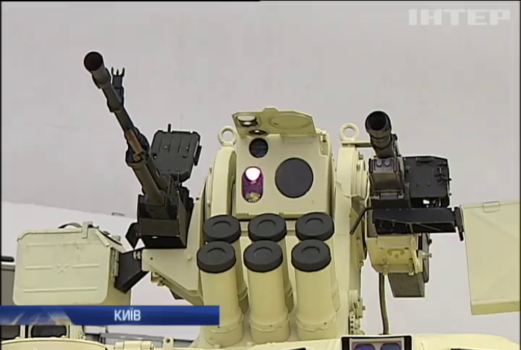 Унікальну зброю та техніку для армії представили у Києві
