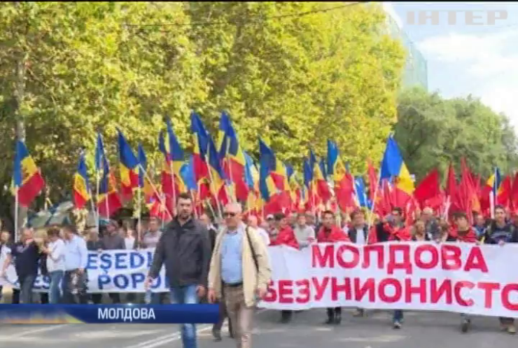 У Молдові вимагають відставки президента