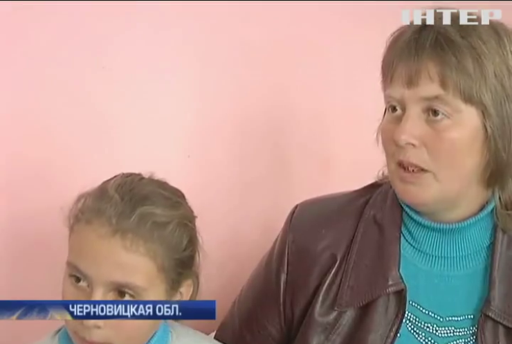 Из-за отравления десятков детей на Буковине закрыли школу 