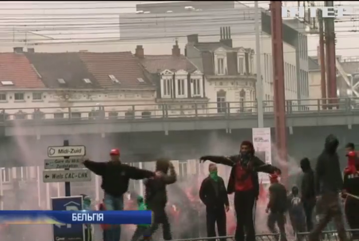 У Брюсселі демонстранти побилися з поліцією