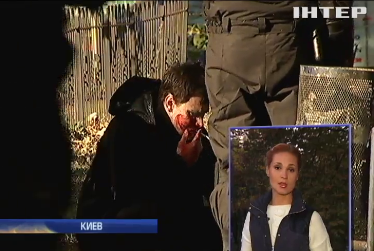 Рекетиры с оружием "трусили" перевозчиков в Киеве