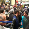 Продавці крамниць побилися з поліцією у Парижі