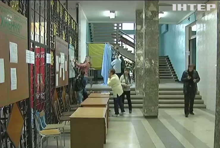 Мерів в Україні вперше обиратимуть у два тури