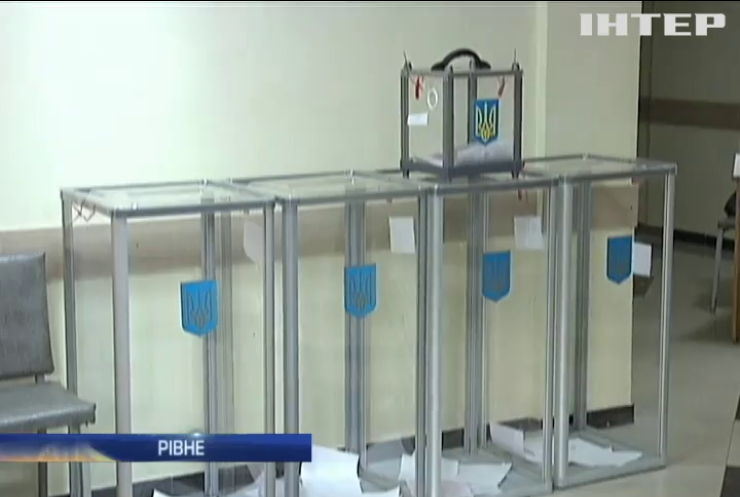 Пацієнтів лікарні у Рівне позбавили вибору депутатів