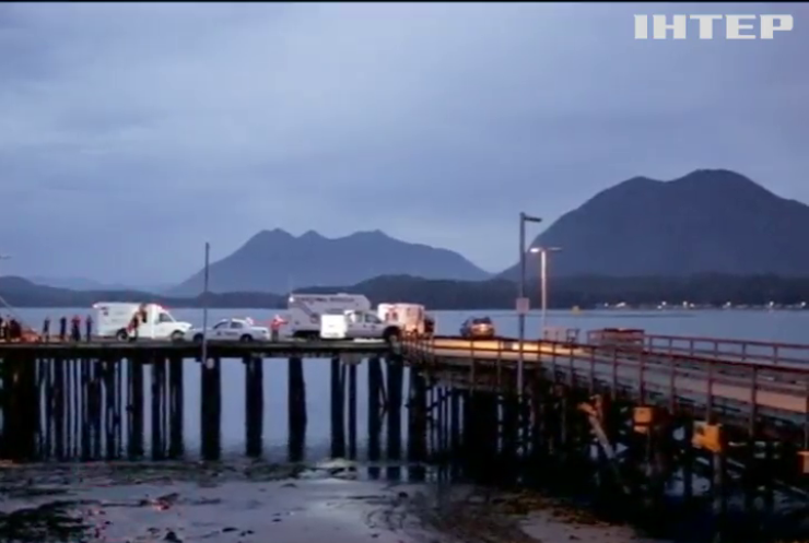 У Канаді затонуло судно із туристами (відео)