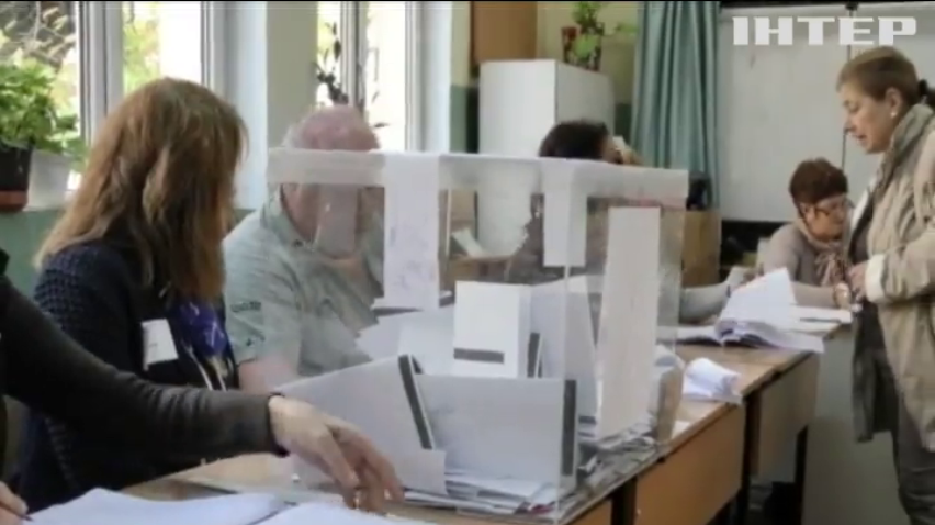 На виборах у Болгарії найбільше голосів віддали за консерваторів