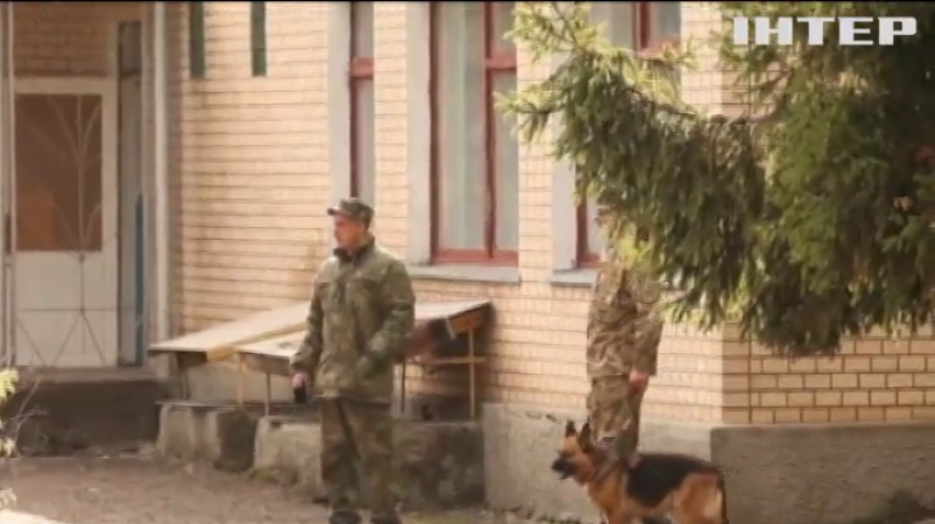 На Хмельниччині замінували виборчу дільницю