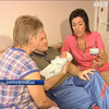 У Дніпропетровську дитина народилась завдяки нирці батька (відео)