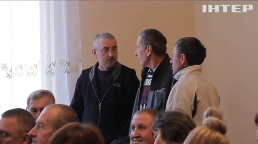Селяни Тернопільщини протестують проти об'єднання в громади