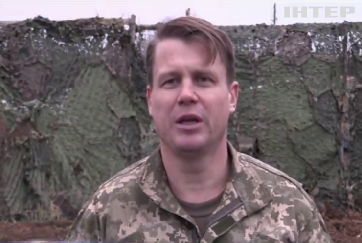 На Донбасі ворог відкриває вогонь "Градами"