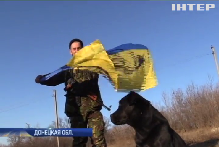 Военные на Донбассе принимают письма и подарки от детей