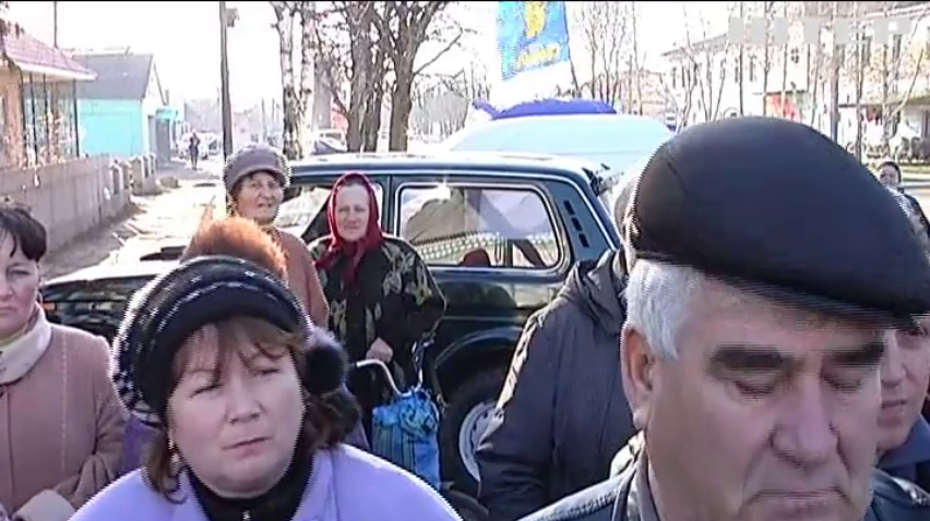 Жители Врадиевки протестуют против закрытия маслозавода