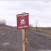 Влада вимагає припинити обстріли на Донбасі
