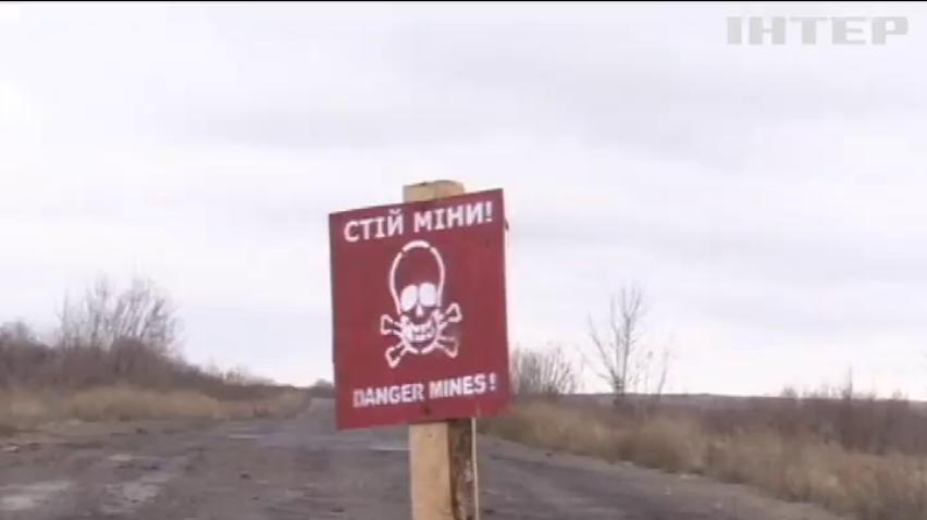 Влада вимагає припинити обстріли на Донбасі
