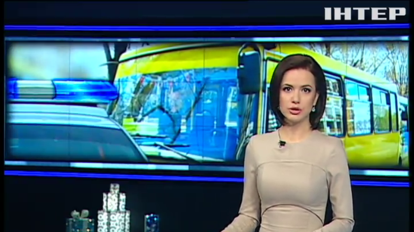 У Львові обстріляли маршрутку прямо з балкону