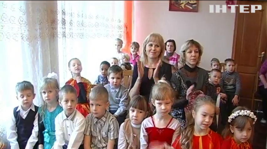 У Сумах рятувальники їздять по садочках з виставою
