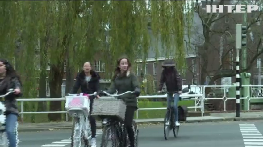 Європейці пересідають на електричні велосипеди