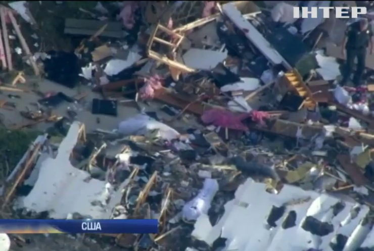 У Флориді торнадо знищив сотні будинків
