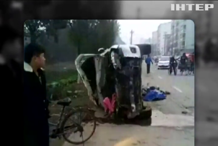 У Кореї в аварію потрапили 60 машин