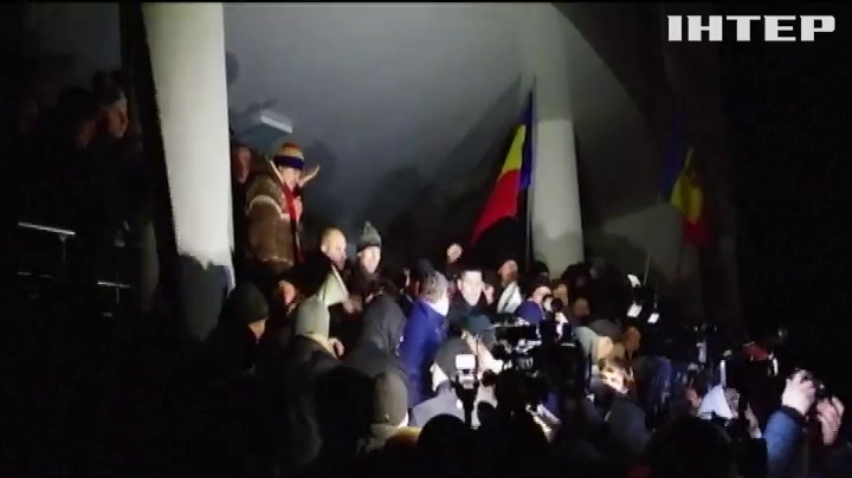 У Молдові опозиція заблокувала парламент