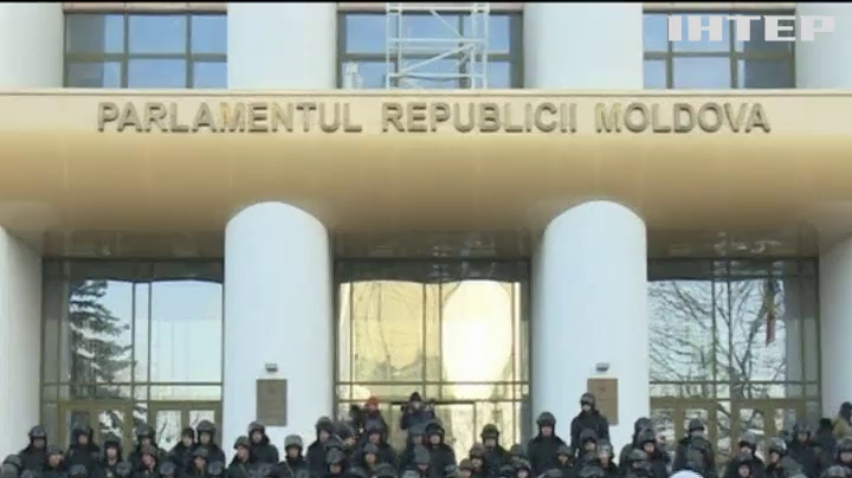 Демонстрантів в Молдові просять дати уряду 100 днів