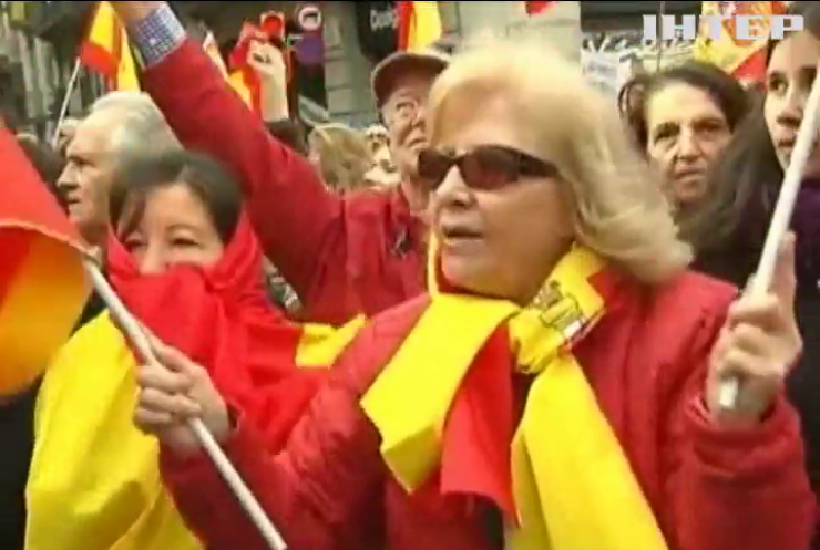 У Барселоні мітингували проти відділення Каталонії