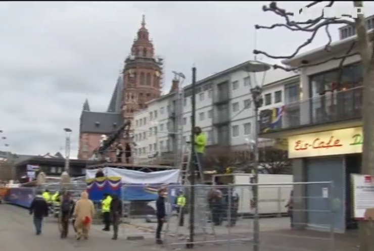 В Германии отменили карнавалы из-за погоды