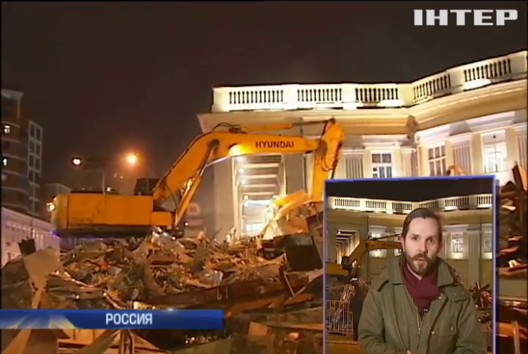 В Москве за ночь снесли сотню незаконных киосков