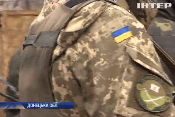 Під Маріуполем армійцям забороняють відповідати на обстріли противника